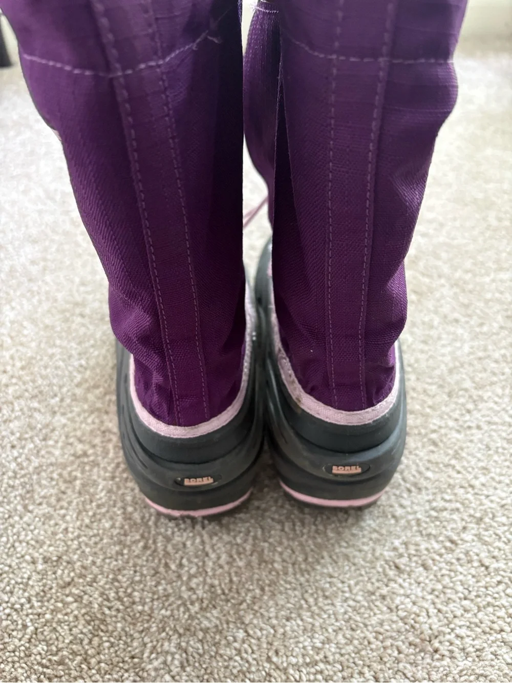 Sorel Purple and Pink Kids Size 2 Lace Up Outdoor‎ Snow Boots